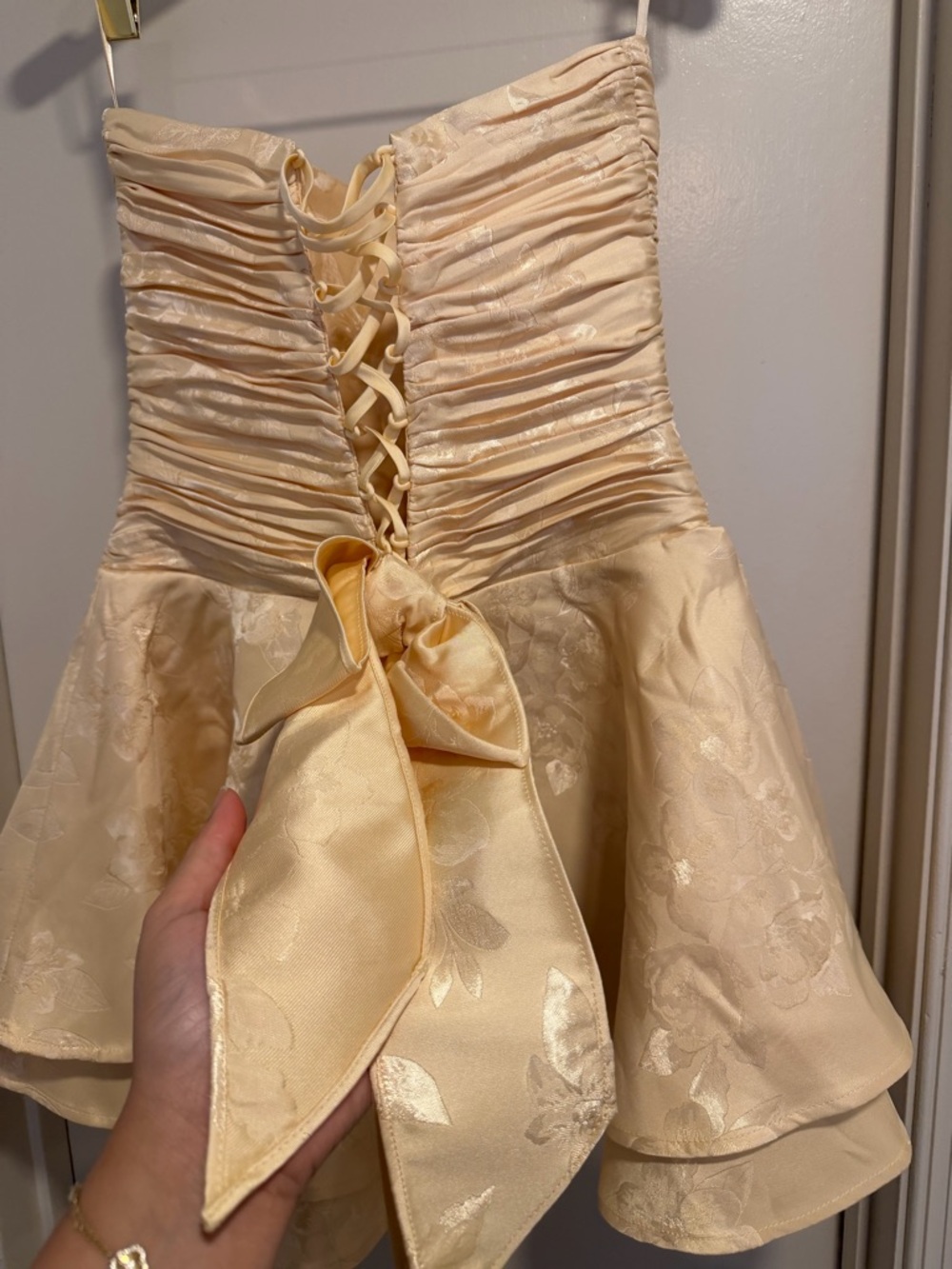V. Chapman The Ellerie Dress Butter Yellow Baroque Floral Size 2 NEW! With tags! - Picture 10 of 13